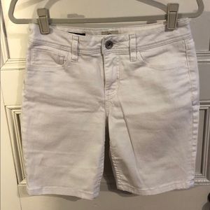 White Bermuda shorts